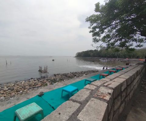 Pantai Tambak Wedi