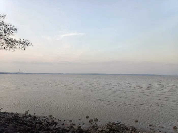 Kenjeran Beach 4