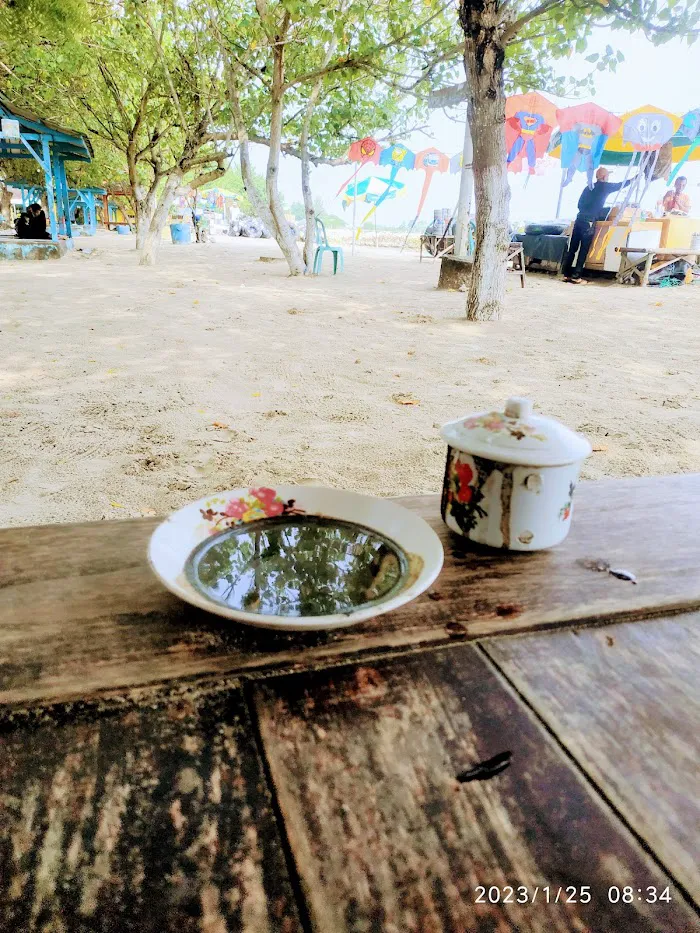 Kenjeran Beach 8