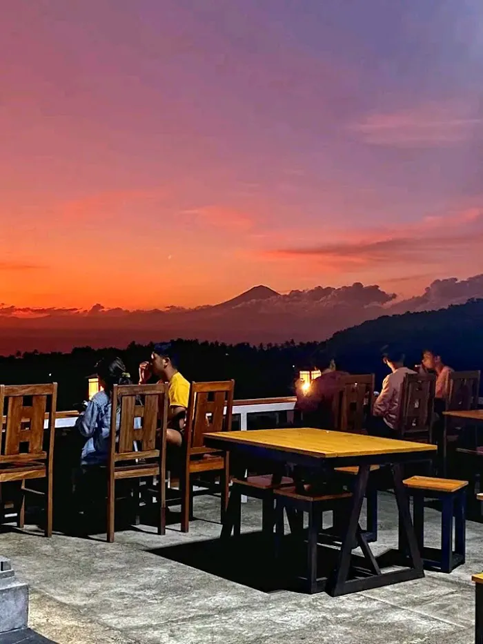 Bukit Bengkaung Lembah Sari 2