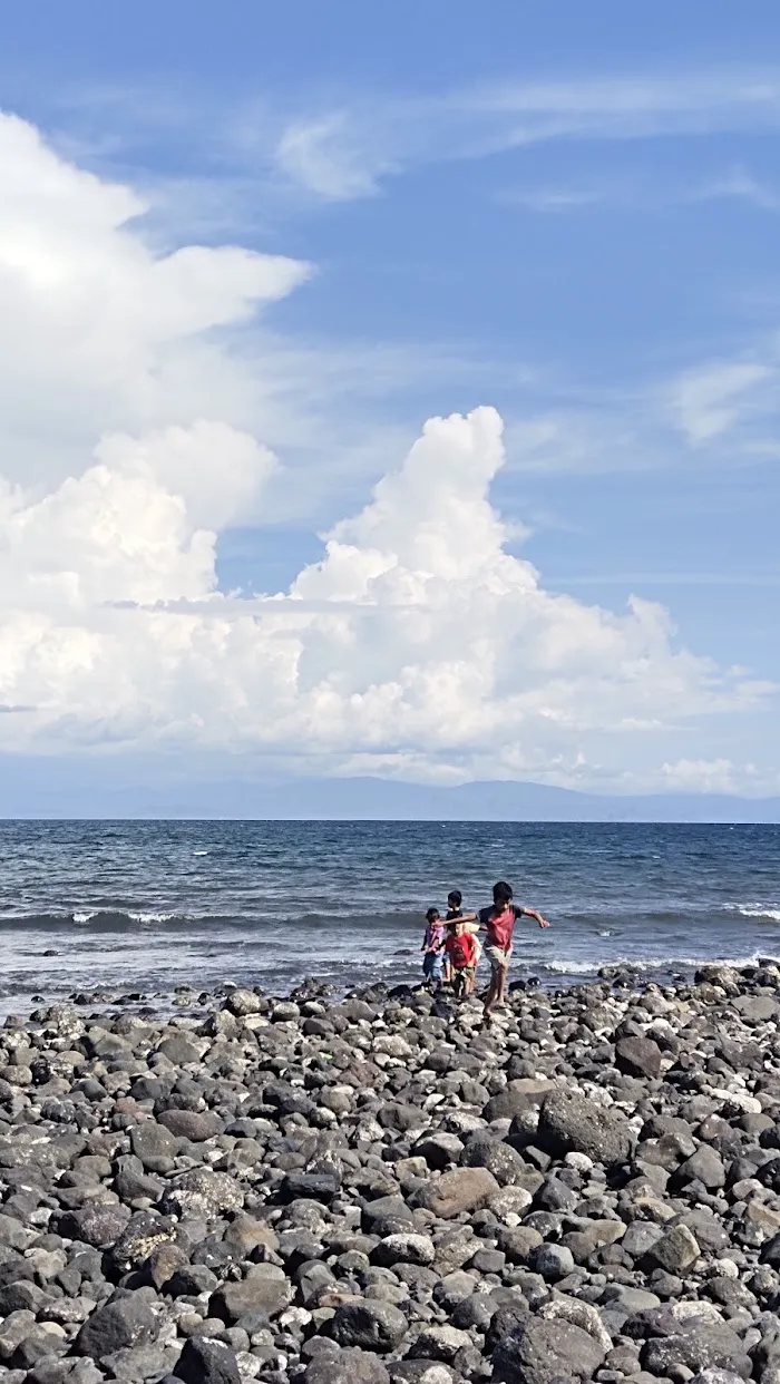 Pantai Suryawangi 4