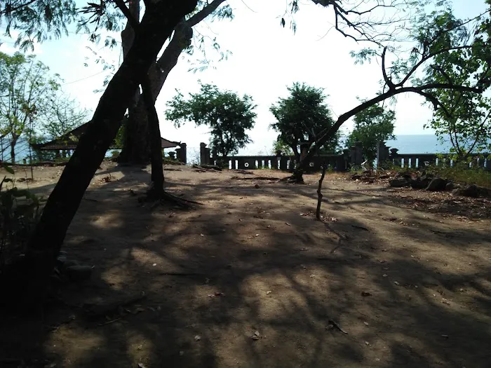 Makam Medana 4