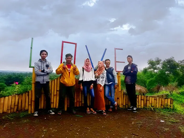 Wisata Gunung Panceng 7