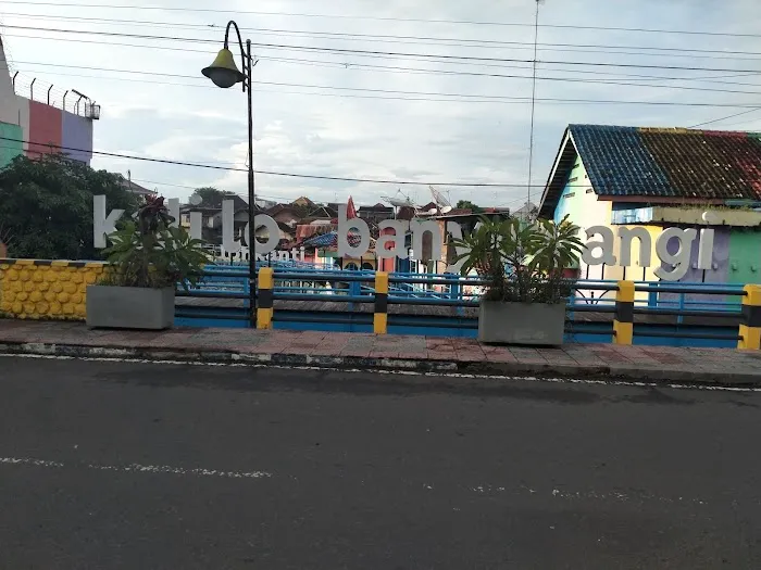 Jembatan Kali Lo 6