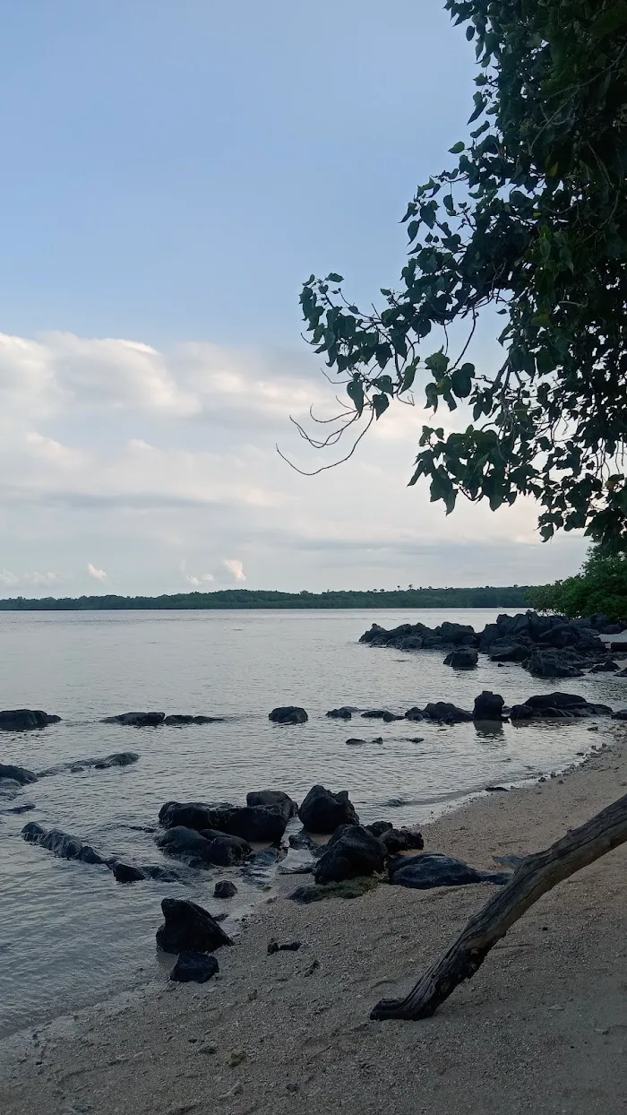 Pantai Kahona Baluran 4