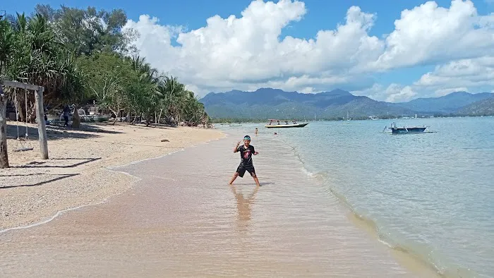 Corner Sunset Beach 0