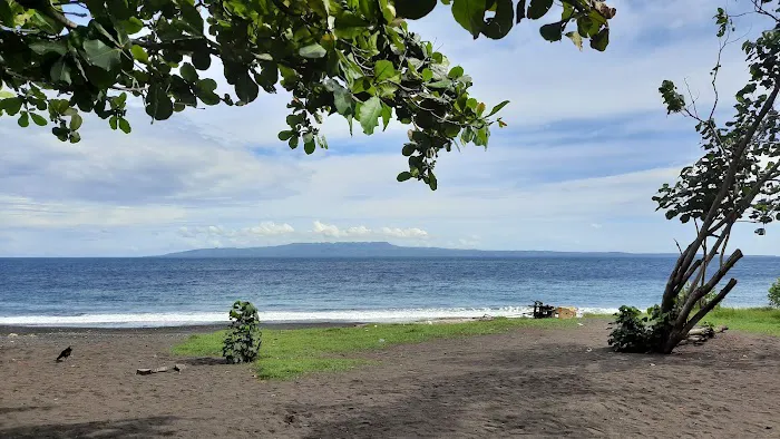 Pantai Pesinggahan 2