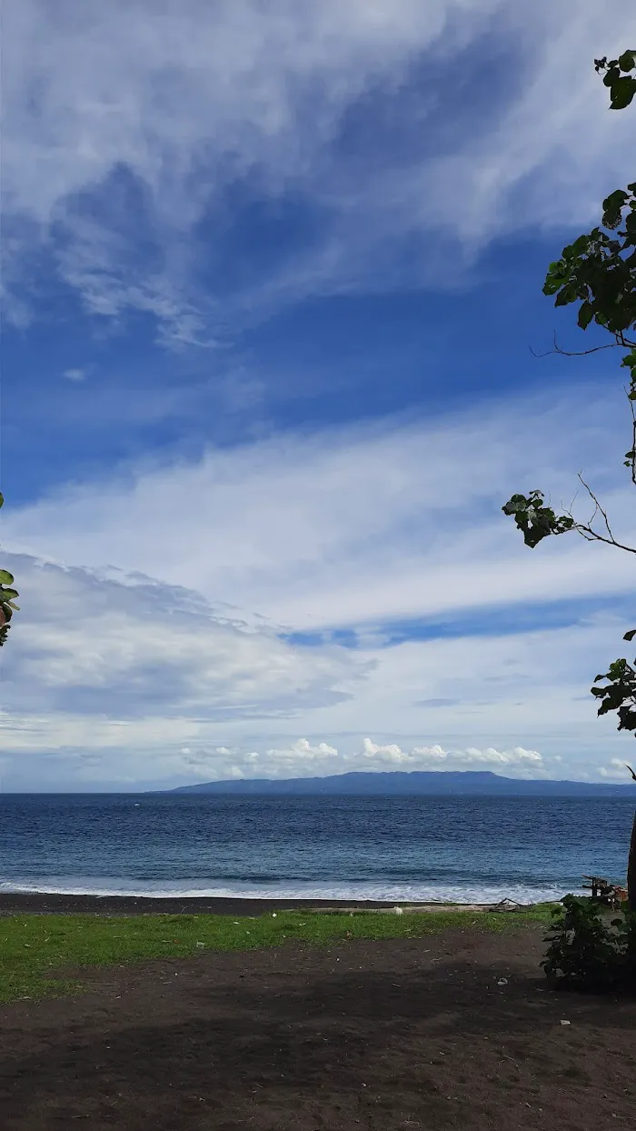 Pantai Pesinggahan 0