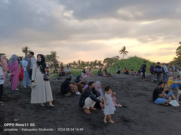 Pantai Tenjeng Setonggak 3