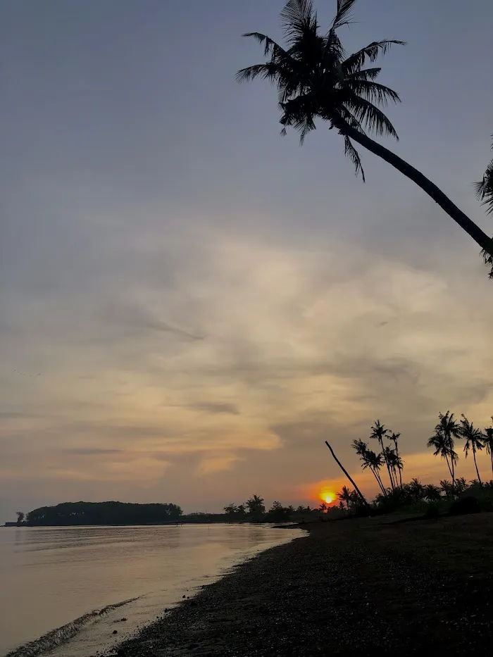 Pantai Tenjeng Setonggak 7
