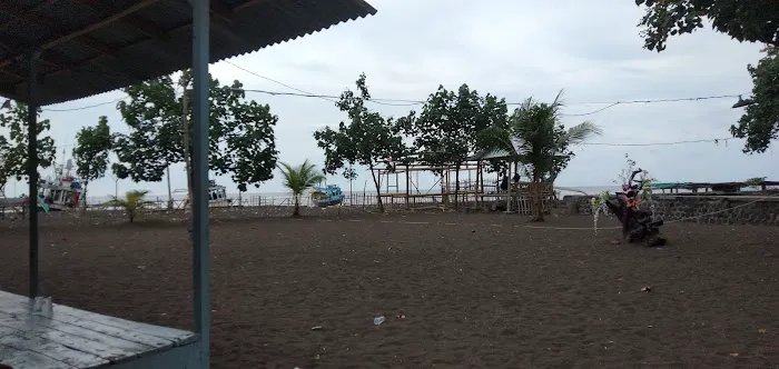 Wisata Pantai Paku Lima 2