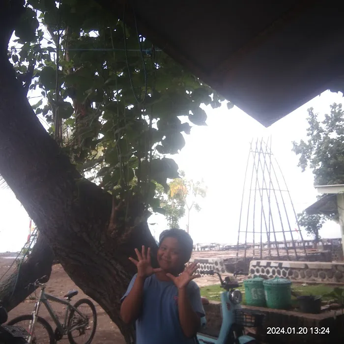 Wisata Pantai Paku Lima 3
