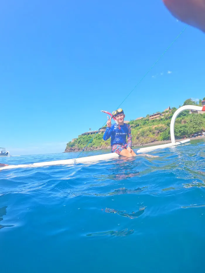 Jemeluk Bay snorkelling spot 3