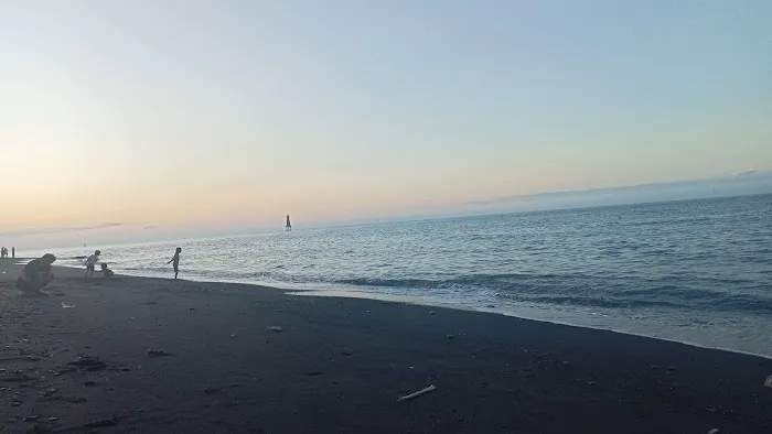 Pantai Tanjung Kapur 1