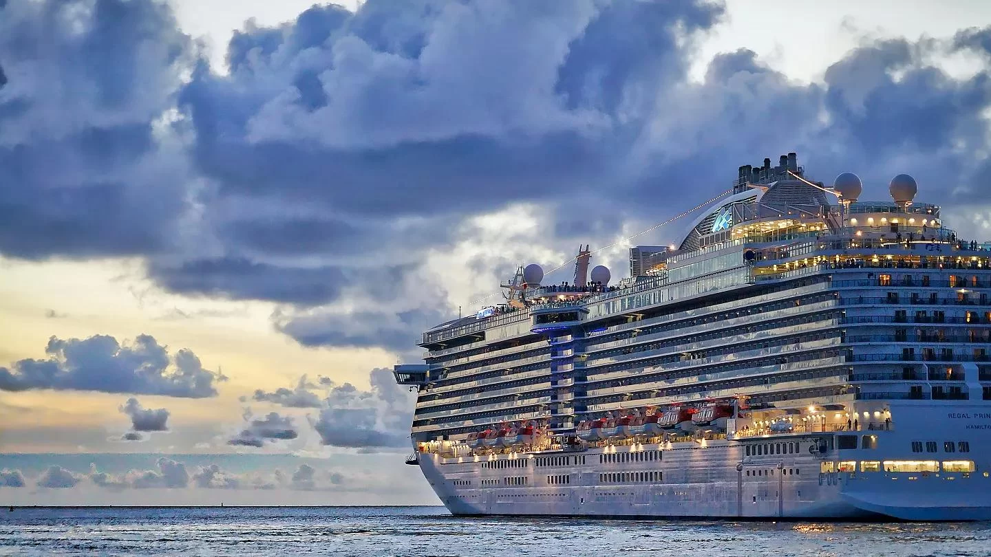 Smart Cabin Trends on Indonesia Cruises: The Future of Cruise Ship Accommodations