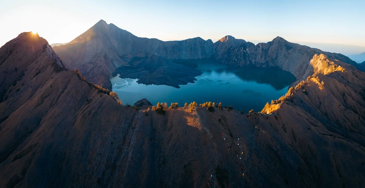 Best Trekking Routes in Indonesia for Beginners – Easy Hikes & Scenic Trails