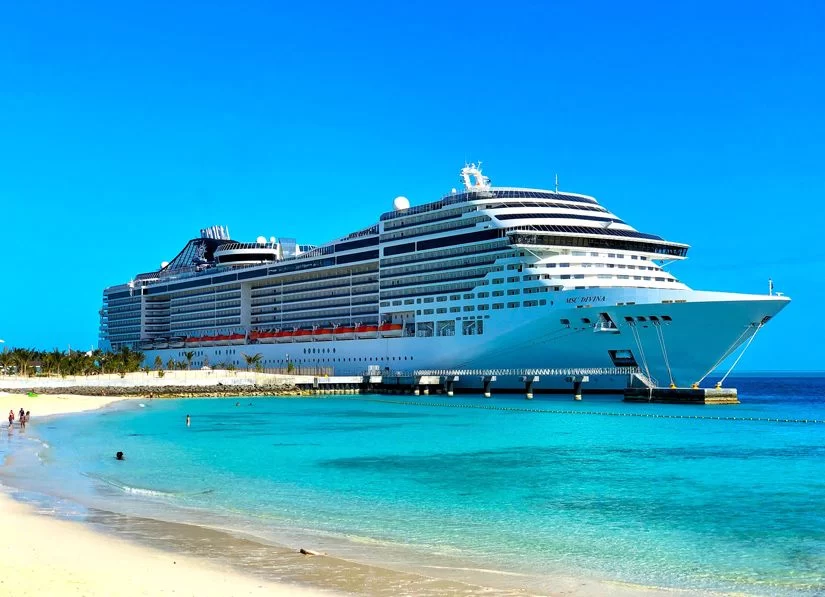 Discover Virtual Reality Experiences in Indonesia Cruise Travel