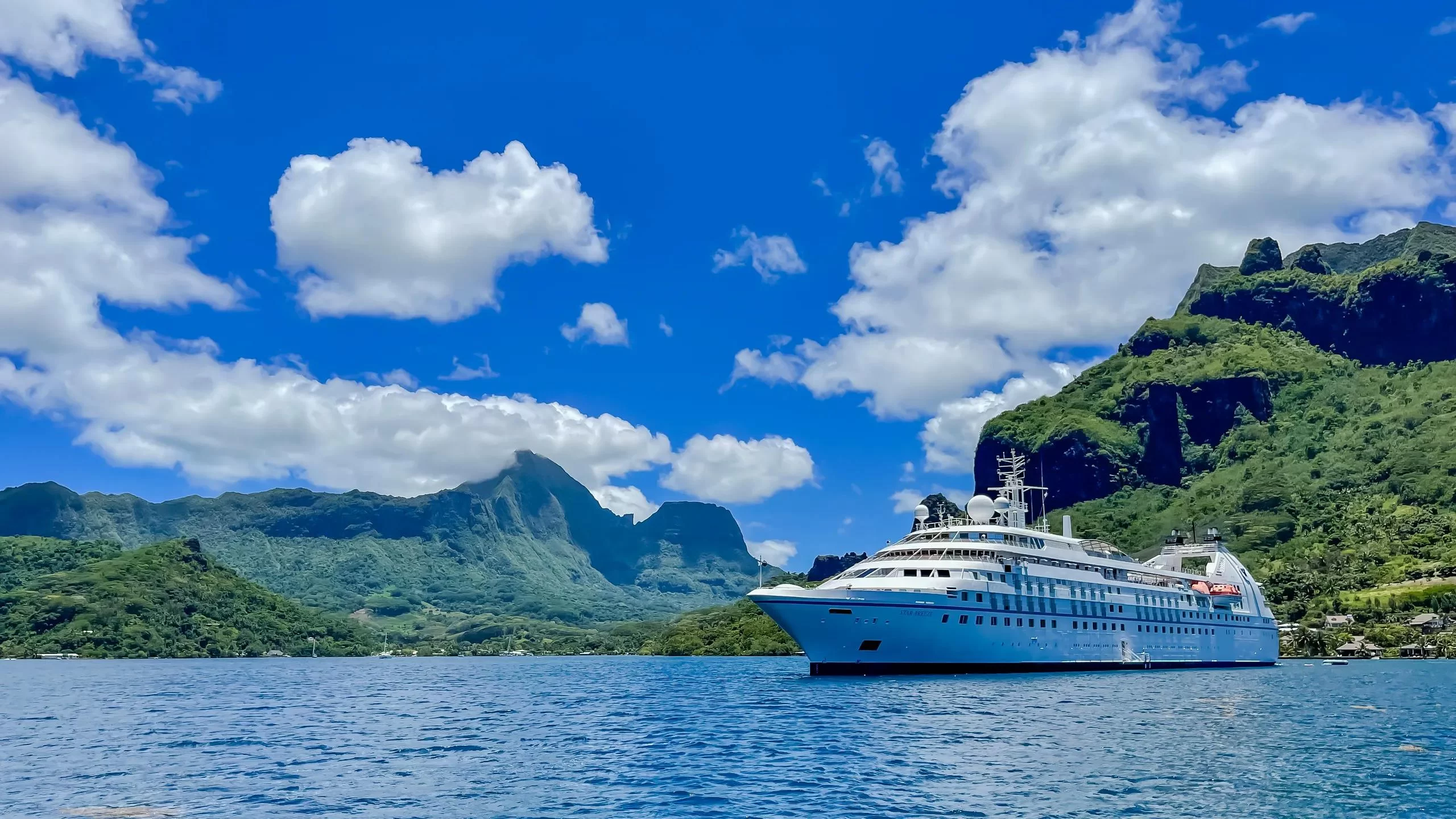 Customer Service Reviews for Indonesia Cruises: A Traveler’s Guide to Exceptional Experiences