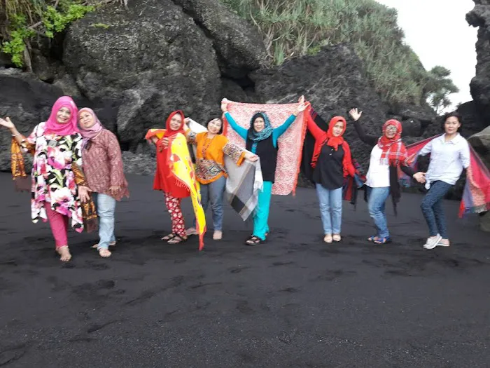 Pantai Watu Gedek 3