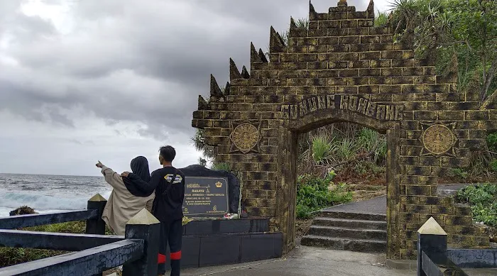 Wisata Gunung Kombang 5