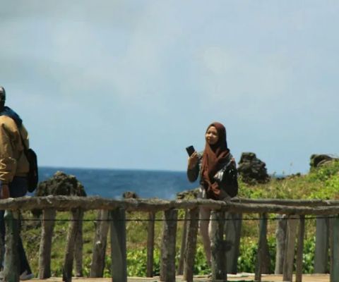 Wisata Gunung Kombang