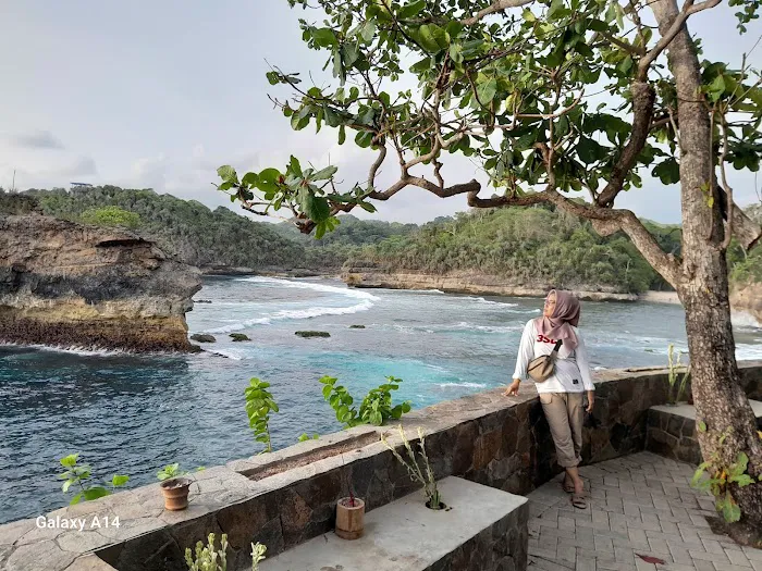 Wisata Gunung Kombang 8