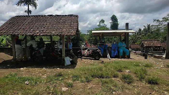 ken_ZO Coffe Wisata Paralayang Bukit Waung Pantai Modangan 1