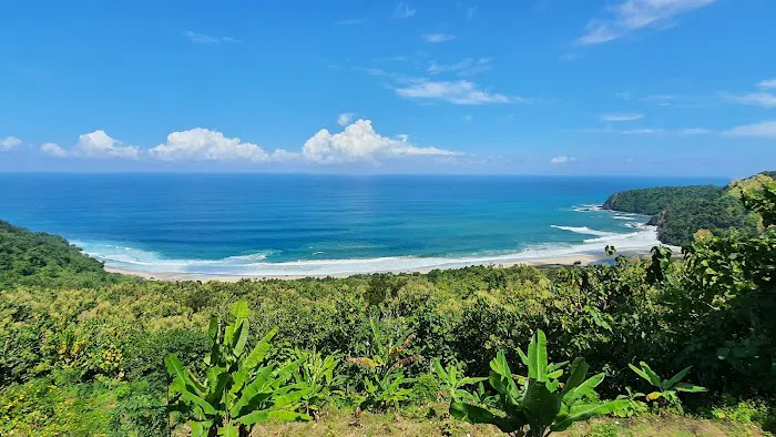 ken_ZO Coffe Wisata Paralayang Bukit Waung Pantai Modangan 2