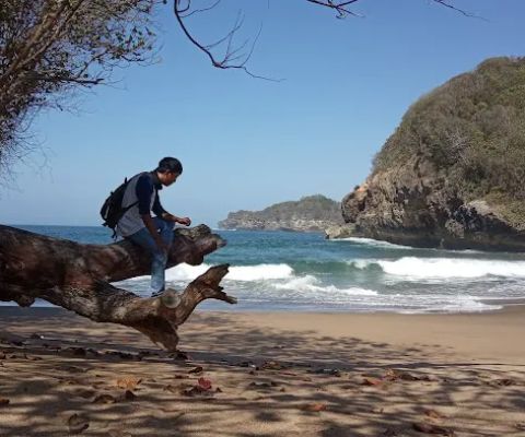 Pantai Gondang Rejo