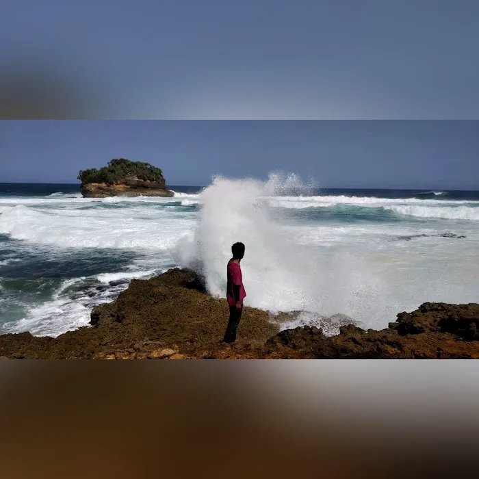 Pantai Karang Pandan 6
