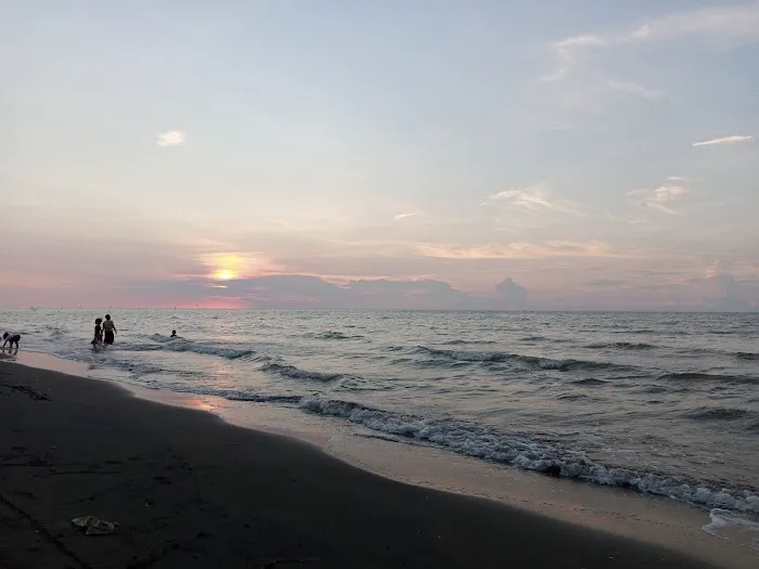 Pantai Karangmalang 0
