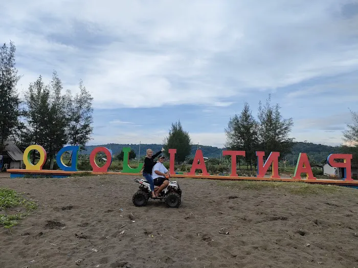 Pantai Jodo 3