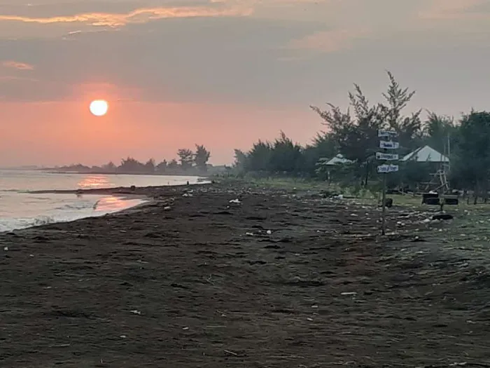 Pantai Indah Kemangi 2