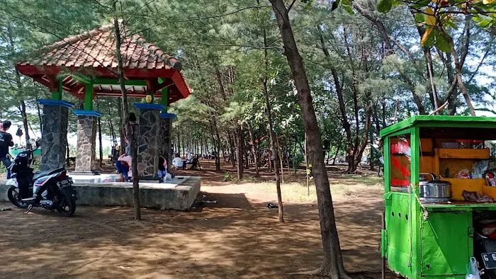 Pantai Kuripan 5