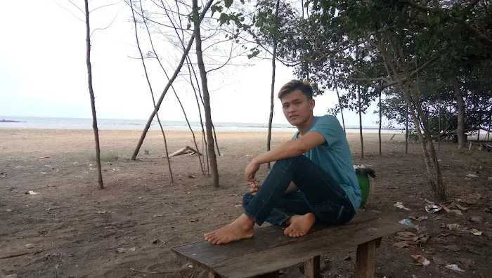 Pantai Muara Reja 2