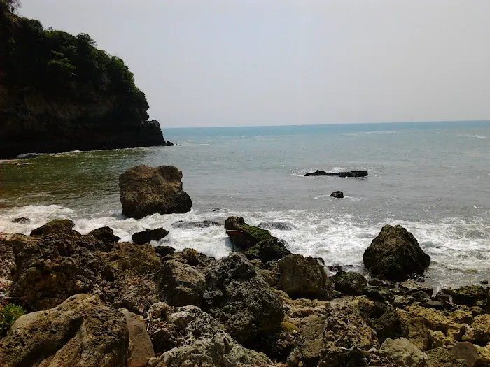 Pantai Sawangan 9