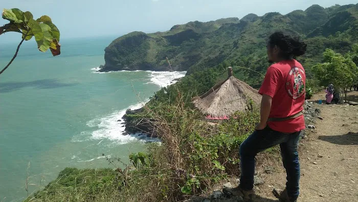 Pantai Sawangan 1