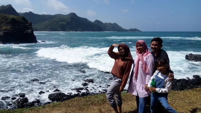 Menganti Beach 3