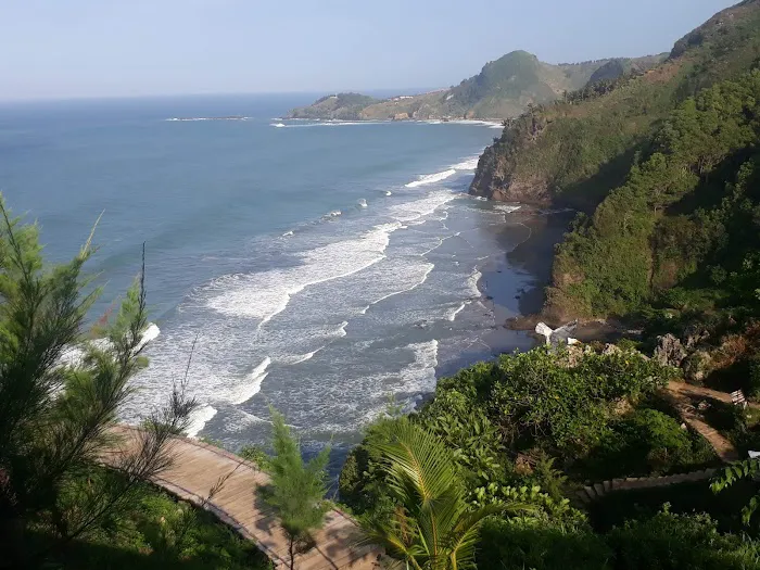 Pantai Surumanis Kebumen 1