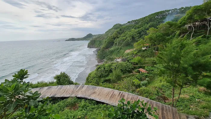 Pantai Surumanis Kebumen 2