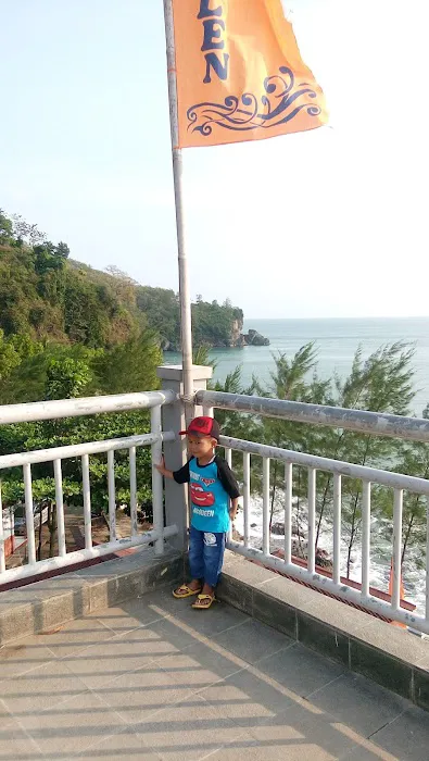 Pantai Pedalen, Kebumen 0
