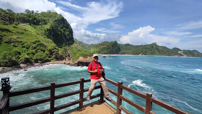 Pantai Menganti Kebumen 2