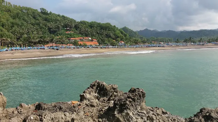 Pantai Pasir 7
