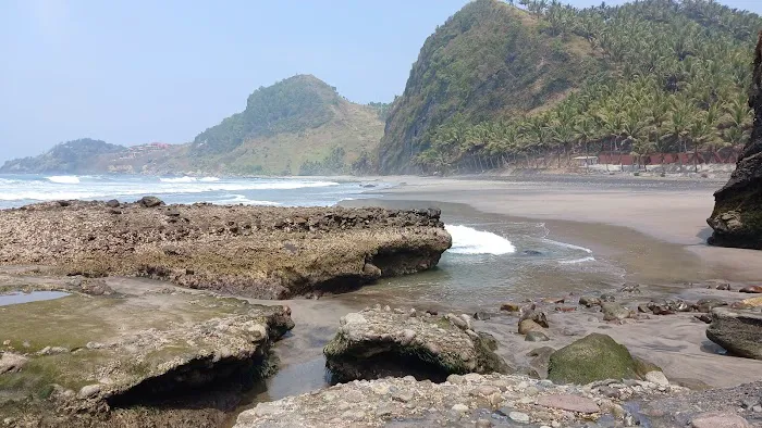 Pantai Pecaron 3