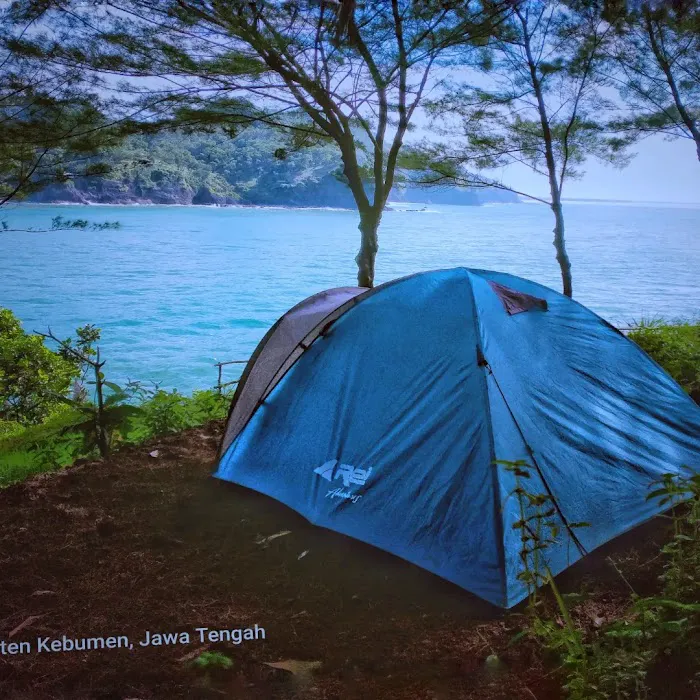Pantai Lampon Camping Ground 9