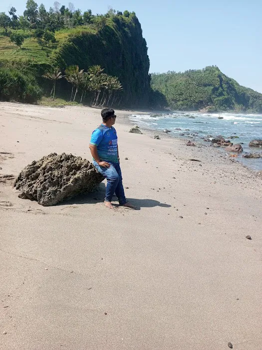 Pantai Sekar Hastina 3