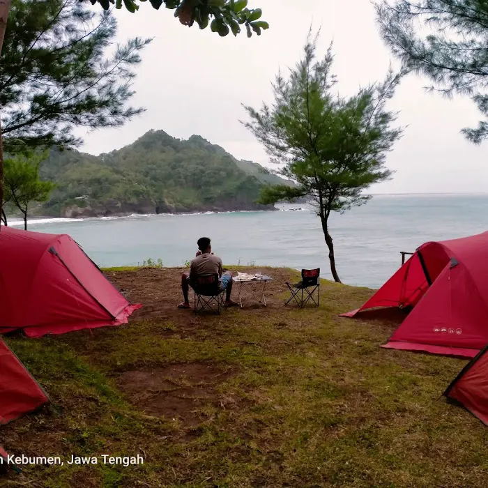 Pantai Lampon Kebumen 8