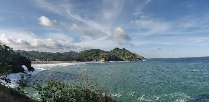 Pantai Lampon Kebumen 1