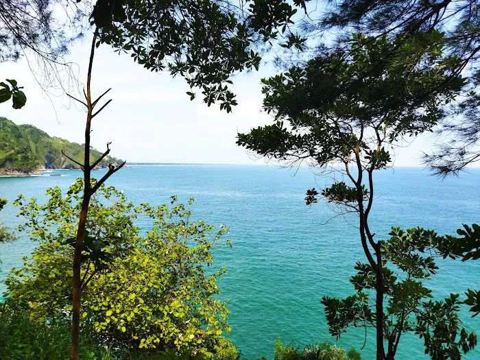 Pantai Lampon Kebumen 3