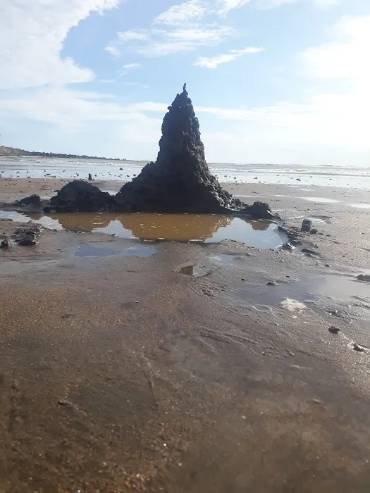 Pantai Ayah Kebumen 4